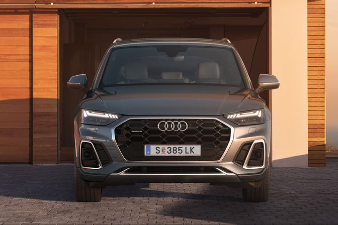 q5-tfsi-e-front-